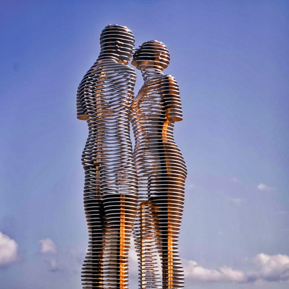 Нино и Али. Батуми, Грузия. Черноморское побережье