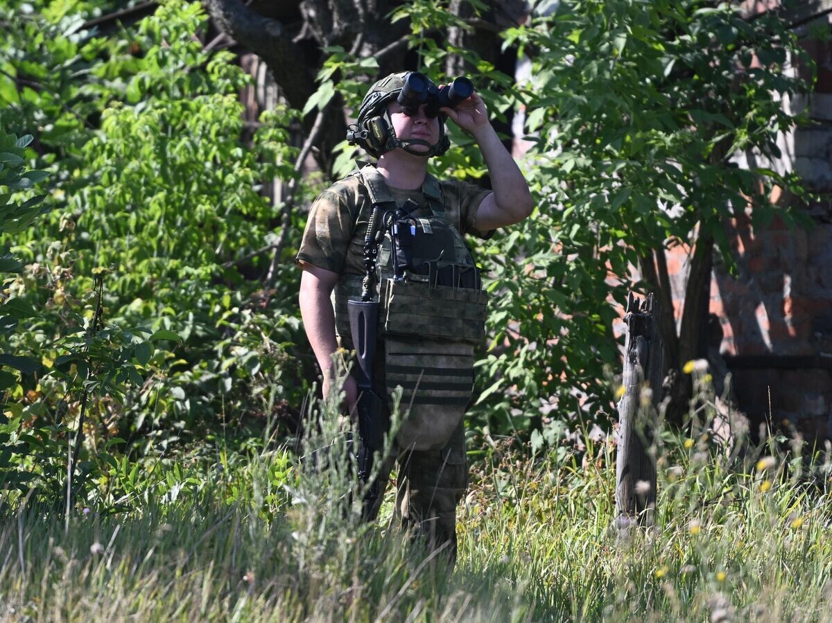    Боевая работа расчета САУ "Гиацинт-С" ЦВО по позициям ВСУ в зоне СВО© РИА Новости / Станислав Красильников