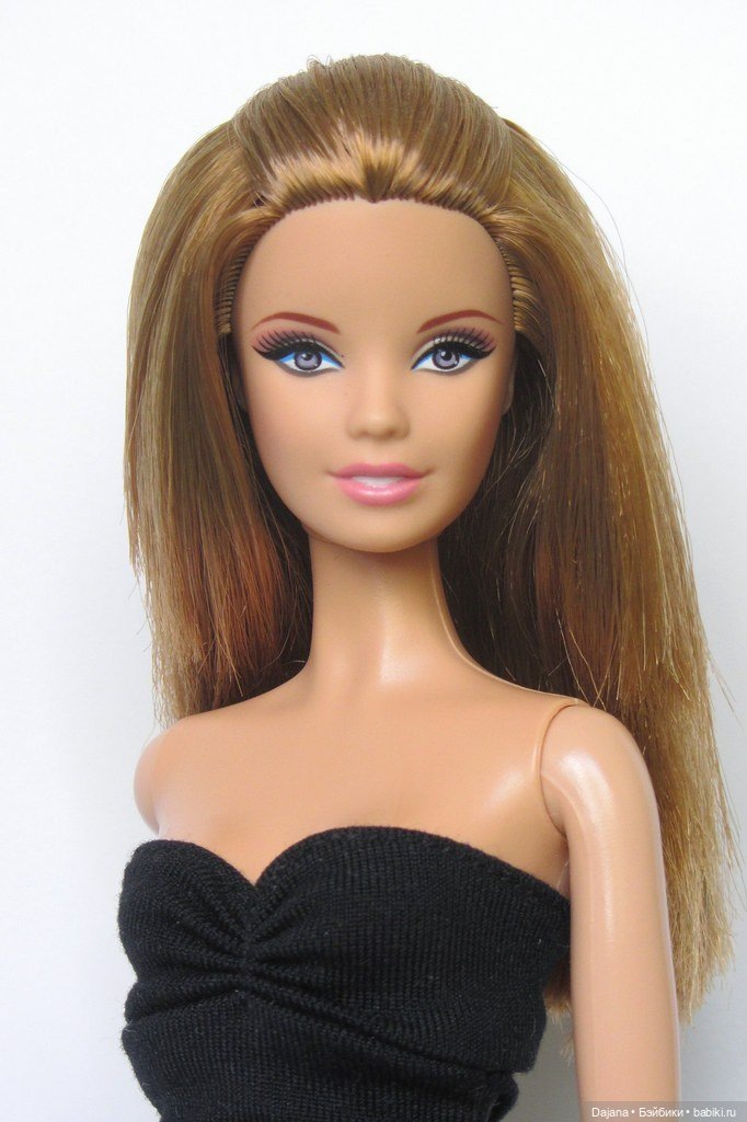 Barbie Basics - Model No. 07 Collection 001 2010