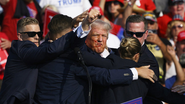    Дональд Трамп стал жертвой покушения. Getty Images