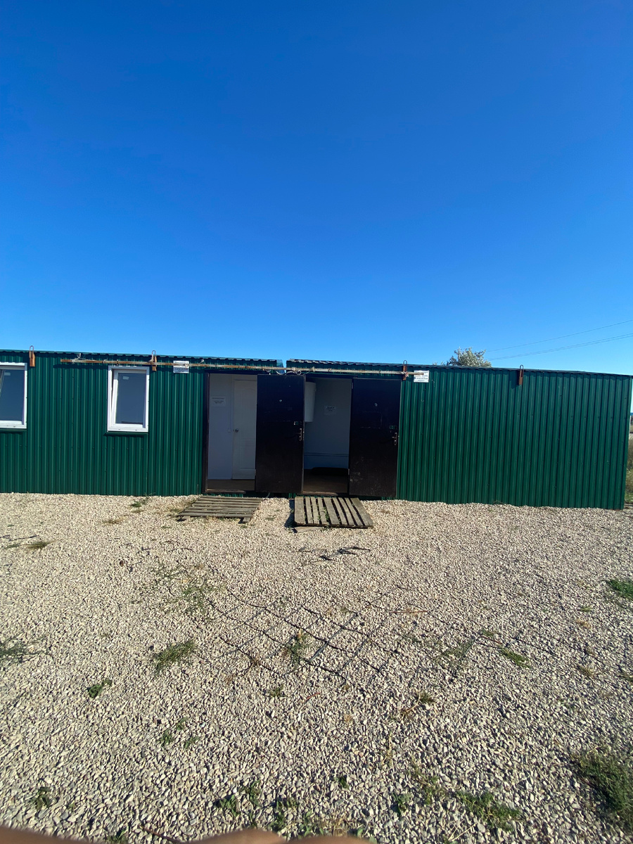 Туалет, общий душ, есть женский и мужской