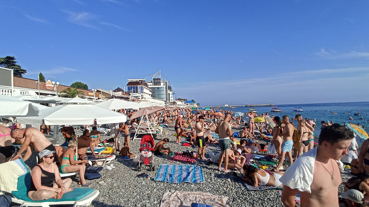 Фото автора. Июль 2024 год. Лазаревский пляж - 1