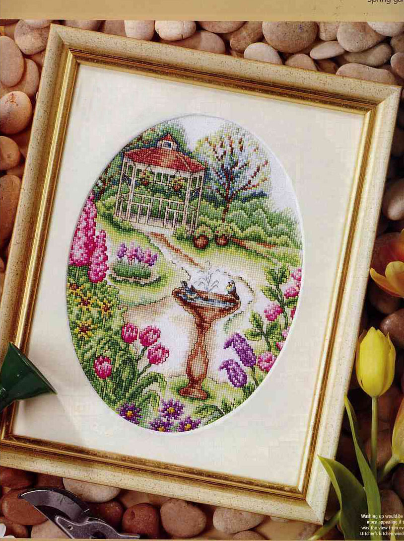 фонтан питьевой в саду - вышивка из журнала Cross Stitch Gold схема - https://boomybook.ru/skhema-dlya-vyshivaniya-fontan-v-sadu/