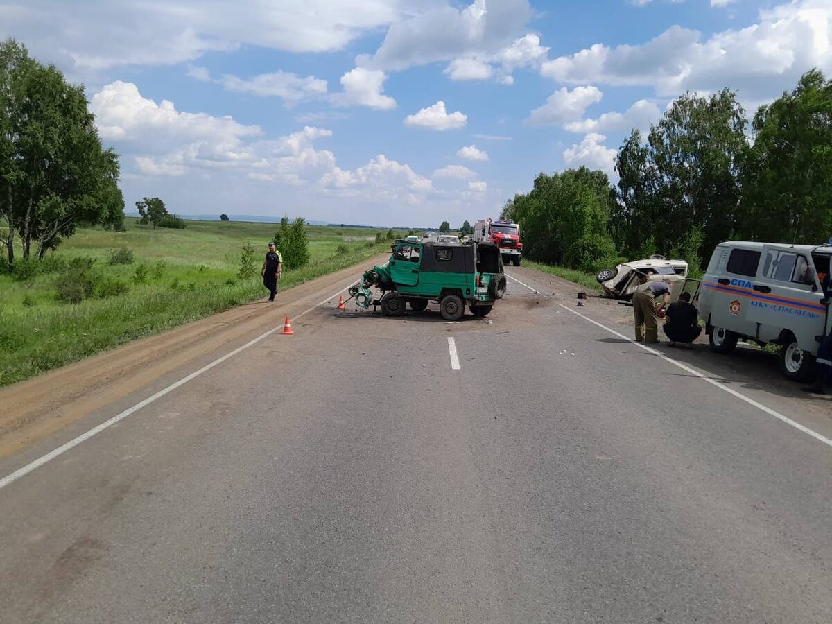 Смертельная авария произошла в Канском районе. Погибли водитель и пассажир «Жигулей». Еще два человека пострадали.-2