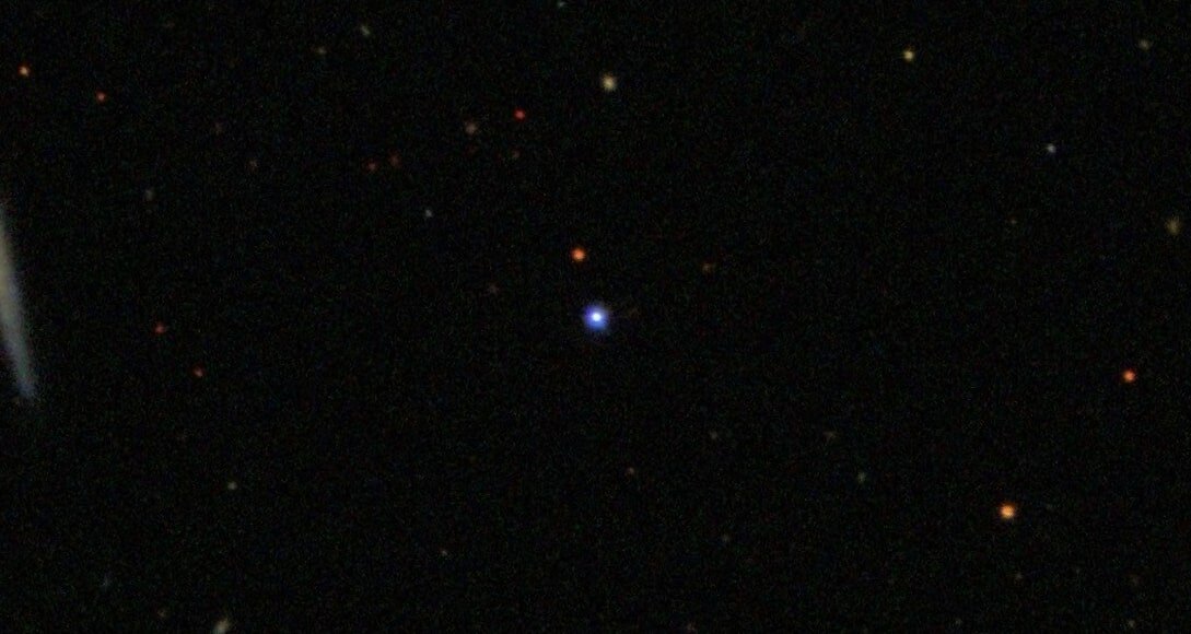Снимок TON 618 