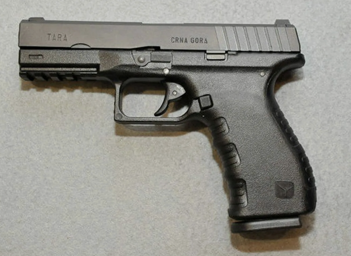 Автоматический пистолет модели ТМ9 был разработан черногорским оружейным предприятием Tara Group в начале 2010-х гг.