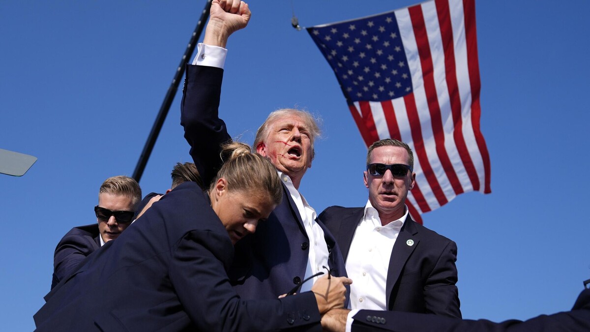 Этот снимок, безусловно, войдёт в историю. Фото: karl-marks.ru