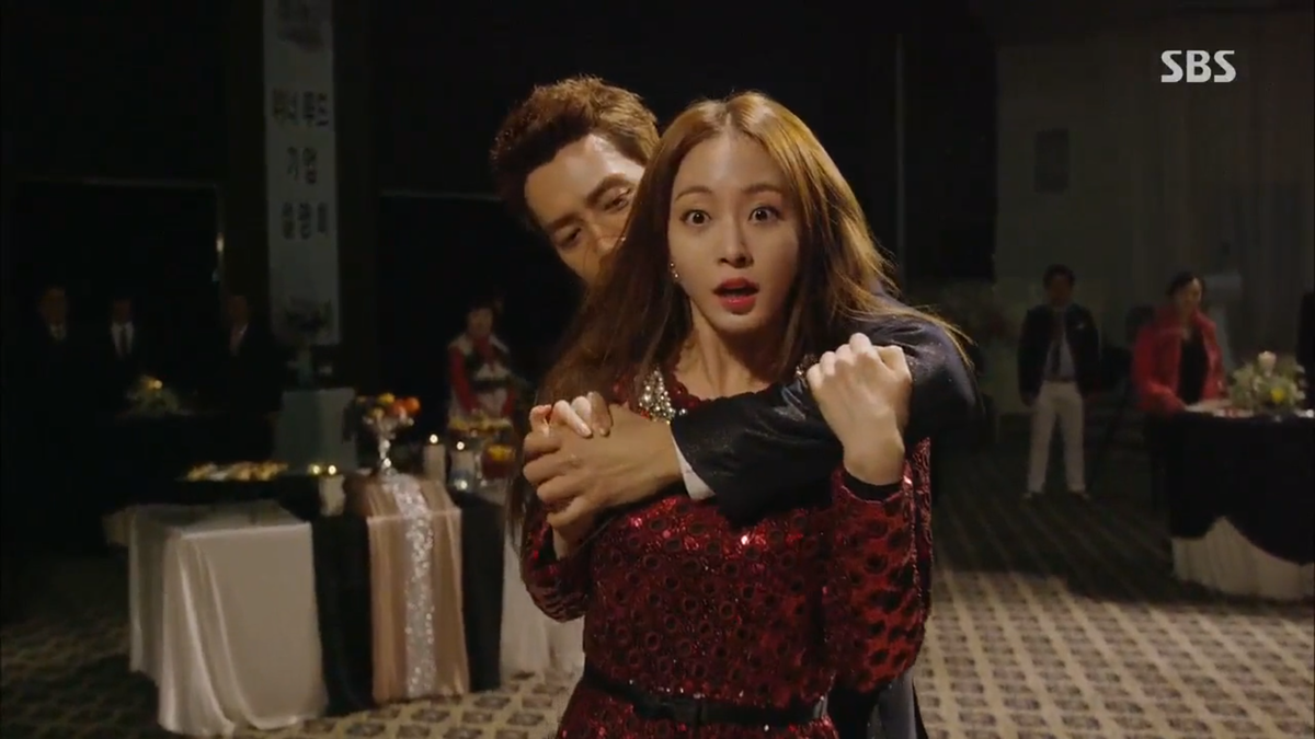 Стоп-кадр дорамы "Рождение красавицы"