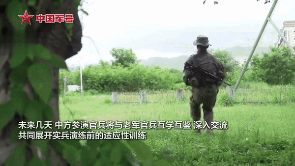 ВОЕННОСЛУЖАЩИЕ НАЦИОНАЛЬНО-ОСВОБОДИТЕЛЬНОЙ АРМИИ КИТАЯ УЖЕ ОТРАБАТЫВАЮТ БОРЬБУ С FPV-ДРОНАМИ НА КОРОТКИХ ДИСТАНЦИЯХ. ИСТОЧНИК: ТГ-КАНАЛ "ВОЕННЫЙ ОБОЗРЕВАТЕЛЬ"