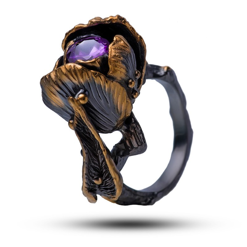 Кольцо серебряное "Тюльпан", камень александрит от Галереи Самоцветов