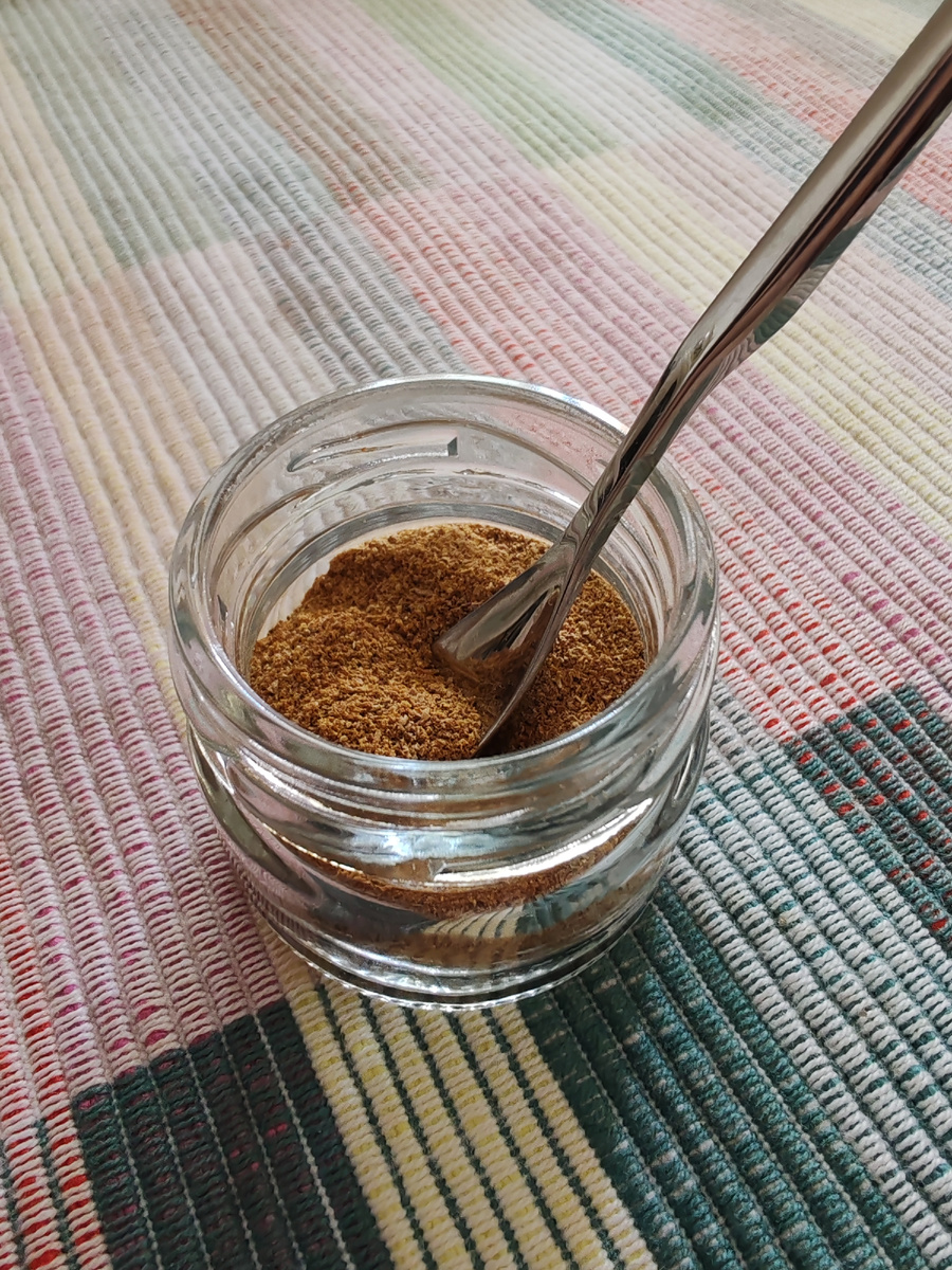 Получается приправа, готовая к употреблению. Фото автора