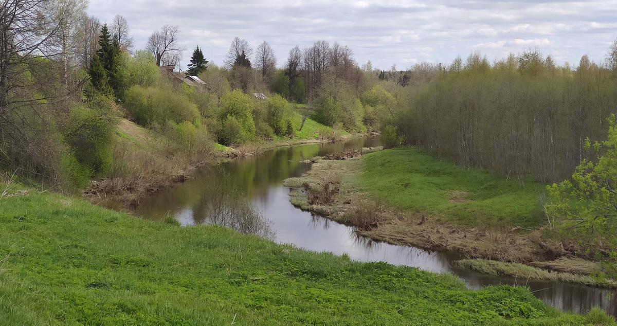 Река Соть в деревне Пу́стынь