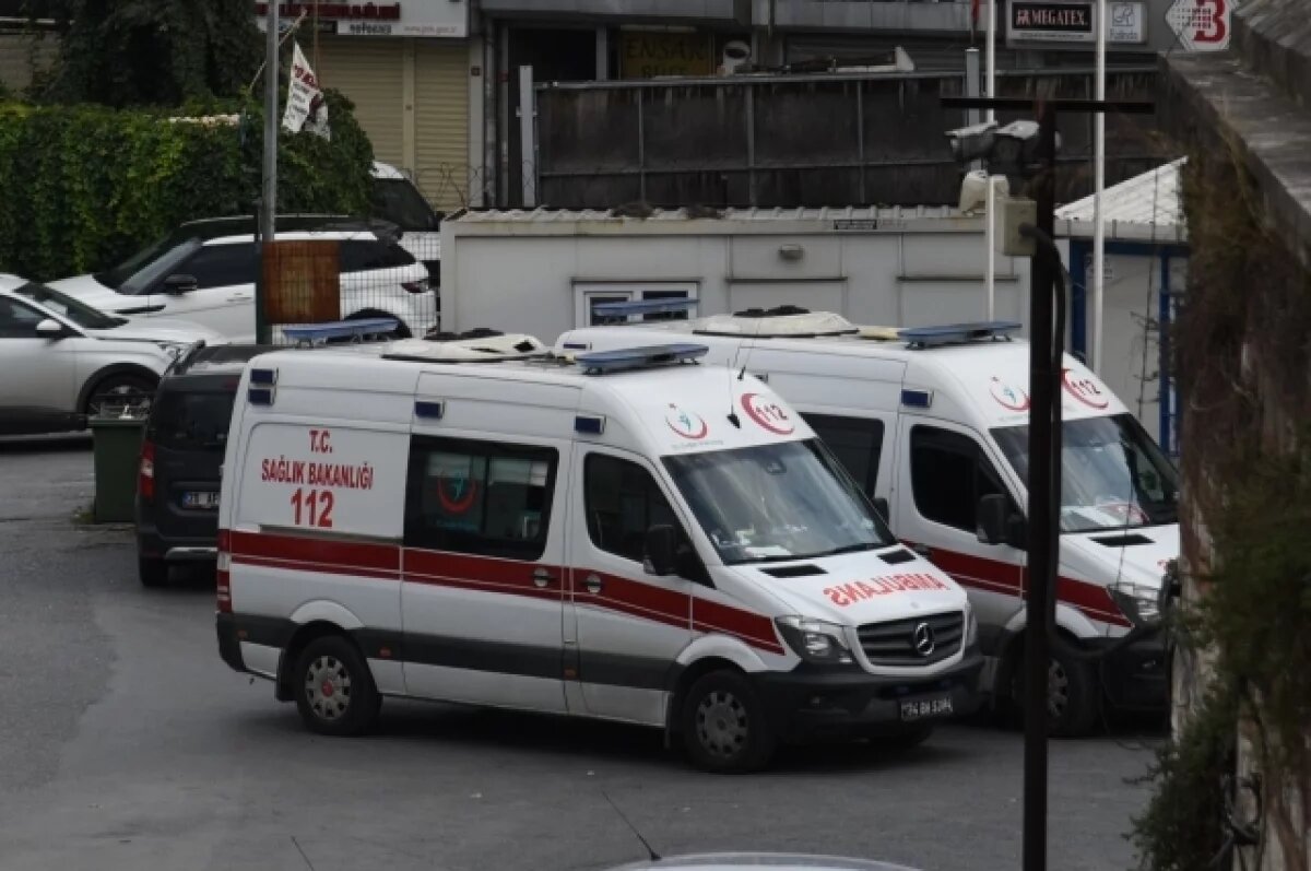    В Турции при пожаре на туристическом судне пострадали 17 человек