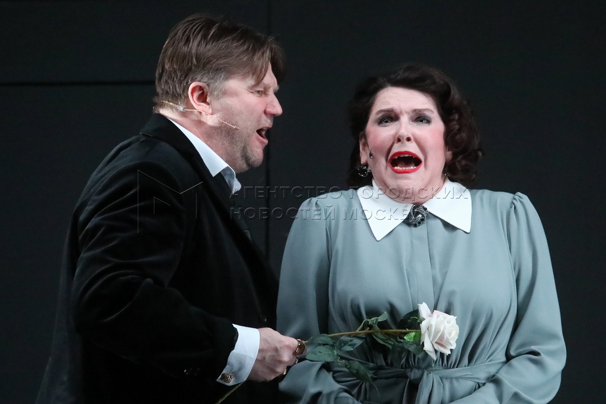 Спектакль "Виндзорские насмешницы", режиссер Владимир Данай. Фото - Яндекс-картинки