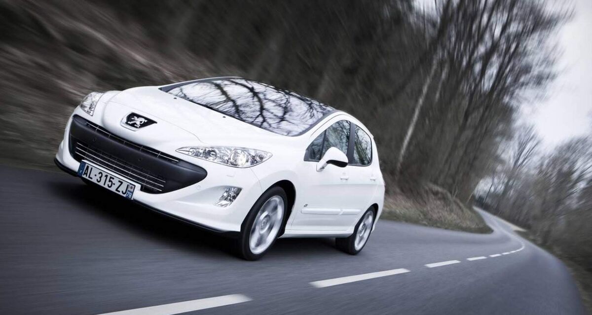 Peugeot 308 (2011)
