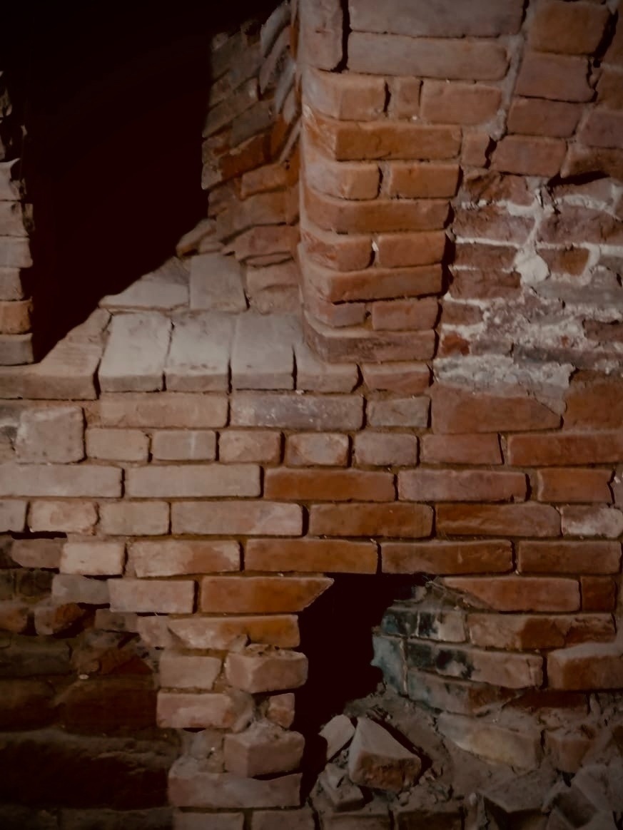 Помещение подвала, обнаруженного в ходе ремонтно-реставрационных работ под зданием Городской управы (современный Оренбургский областной музей изобразительных искусств).