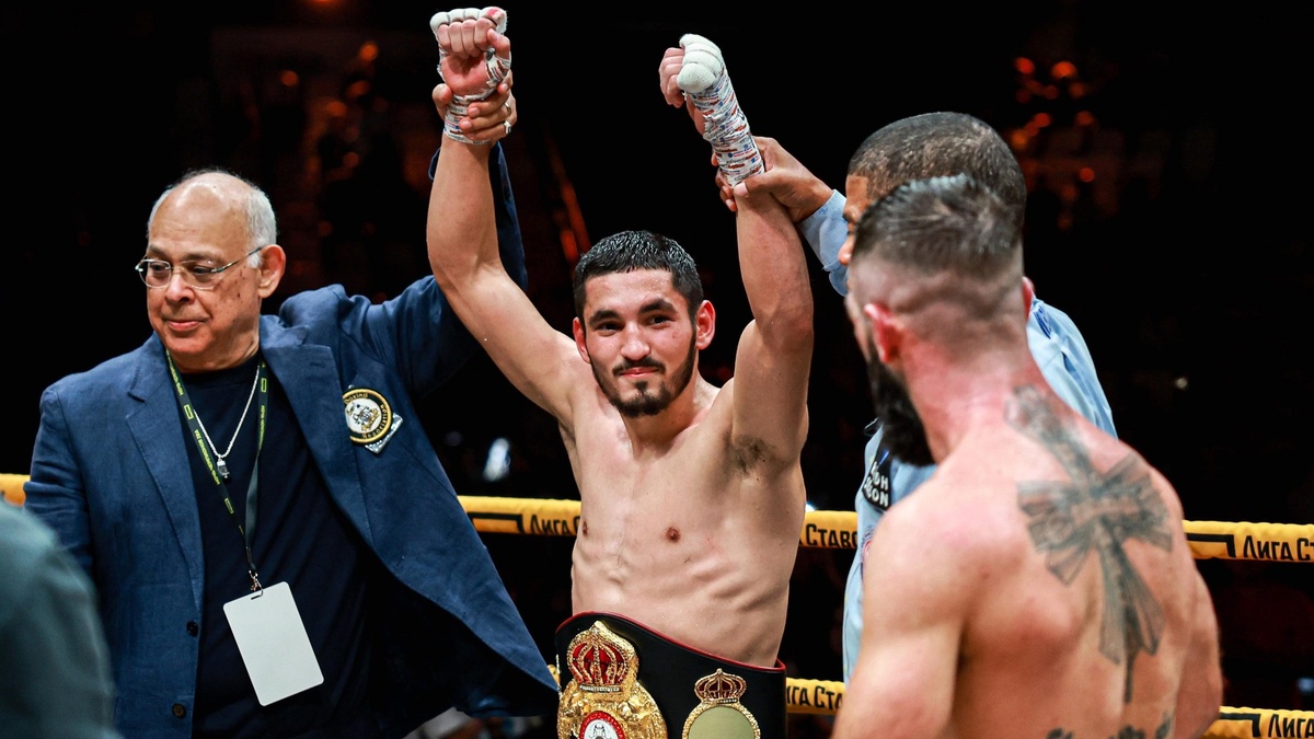    Альберт Батыргазиев стал временным чемпионом мира во втором полулёгком весе по версии WBA