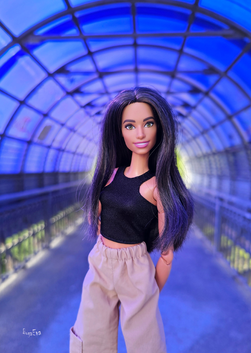 Barbie Fashionistas #209 на теле mtm 