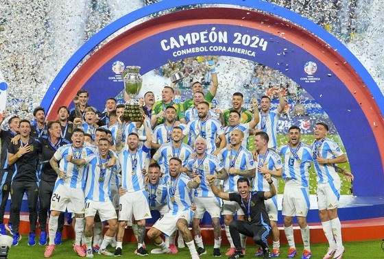    Кубок Америки, финал: Аргентина - Колумбия - 1 : 0