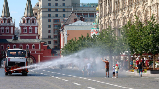    15 июля в Москве ожидается переменная облачность, местами дождь с грозой Егор Гордеев