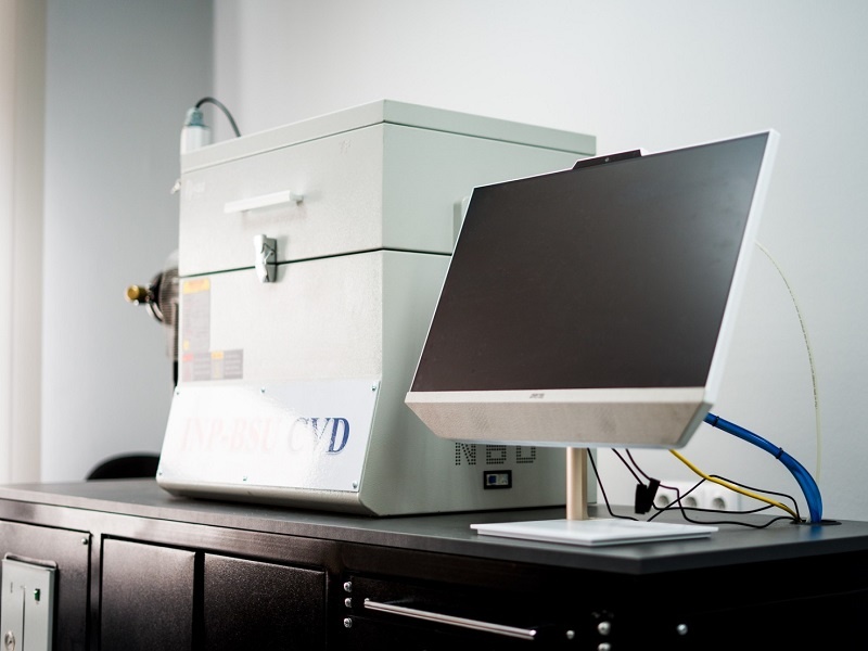    Учебный лабораторный комплекс для получения графена введут в эксплуатацию в БГУ