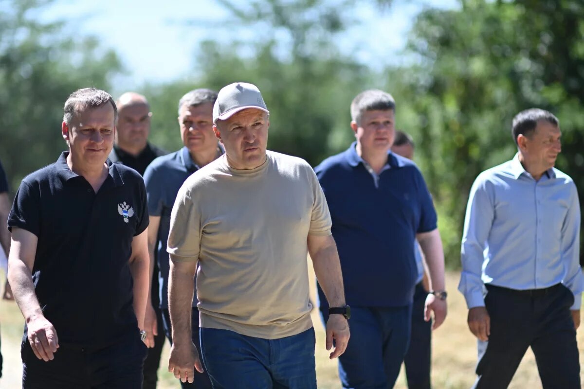    Дмитрий Кириллов посетил водные объекты в Красногвардейском районе