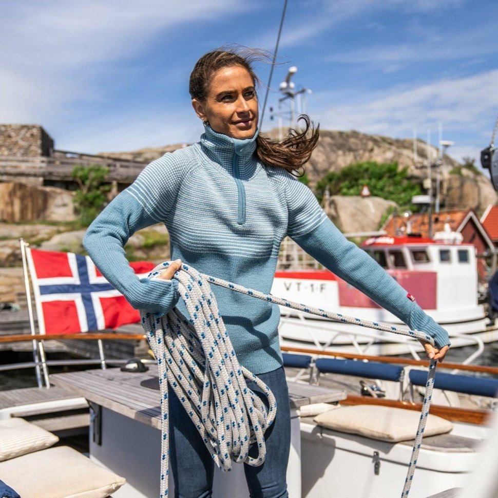 Свитер из 100% мериносовой шерсти норвежского бренда одежды