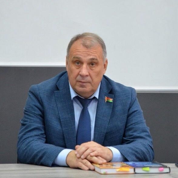    Лукашенко распознал истину уготованного Беларуси системного военного кризиса — Уткин