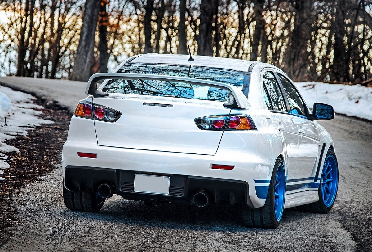 Mitsubishi Lancer