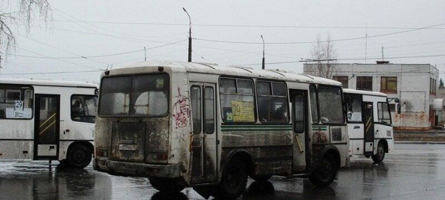 Автобус 1 онега. Автобус 1 онега