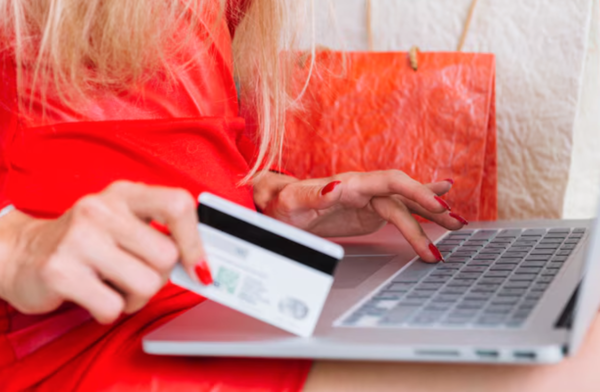 Как отменить ненужный заказ до отправки? Фото: freepik.com