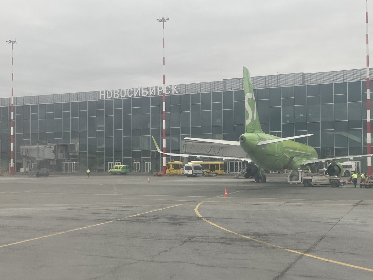    S7 airlines останется на зиму в Сургуте