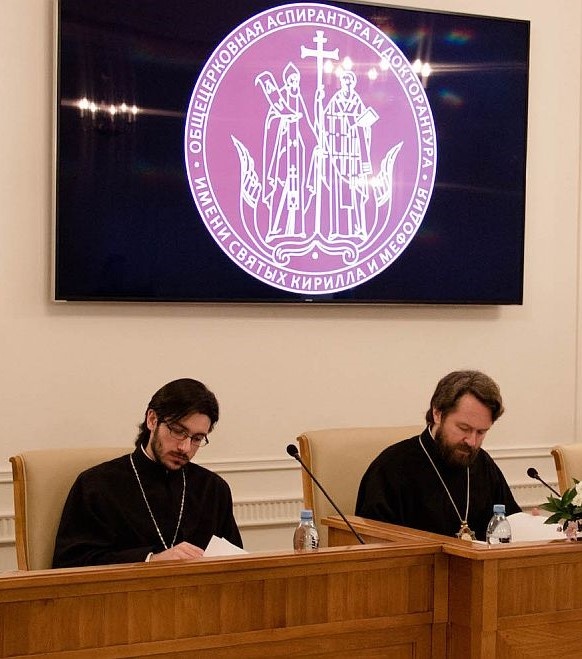 Иеромонах Иоанн (Копейкин) и митрополит Илларион в ОЦАД при РПЦ.