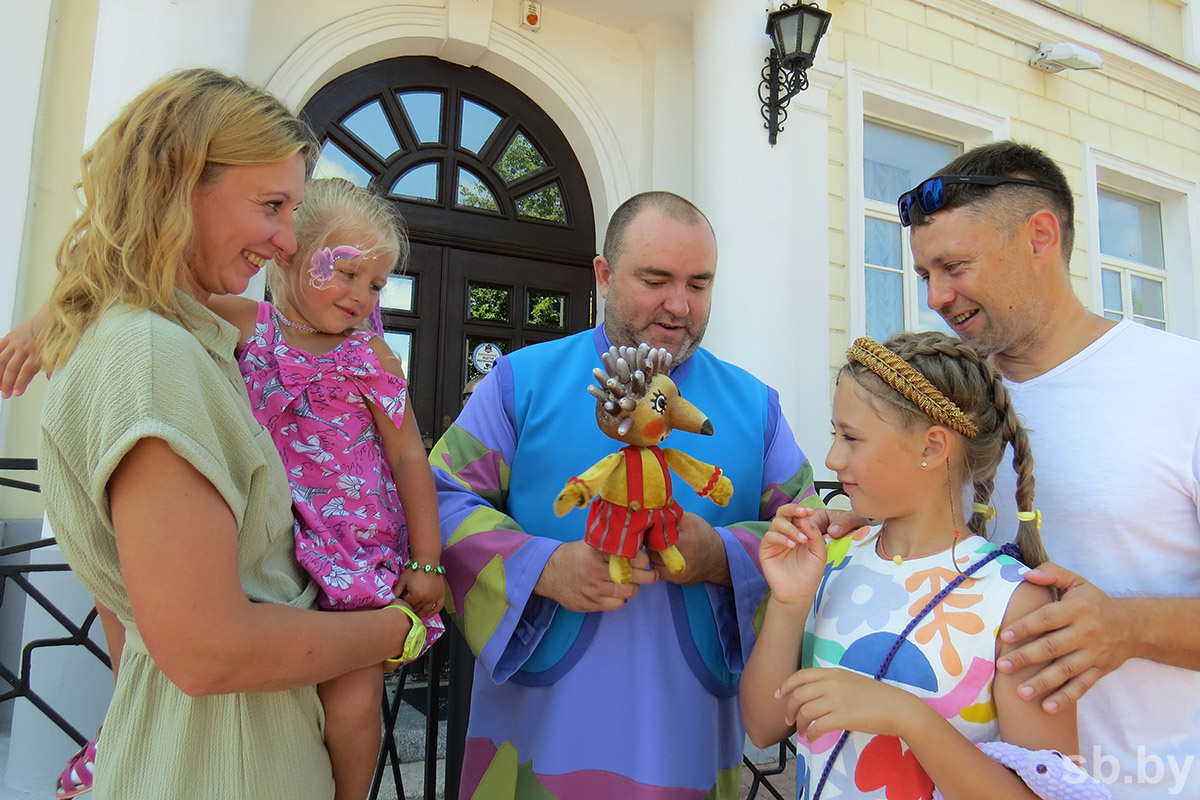    Семья из Минска: на «Славянском базаре» созданы все условия для творческой реализации детей