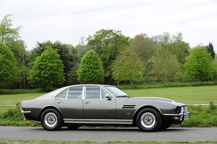 Aston Martin Lagonda Series 1