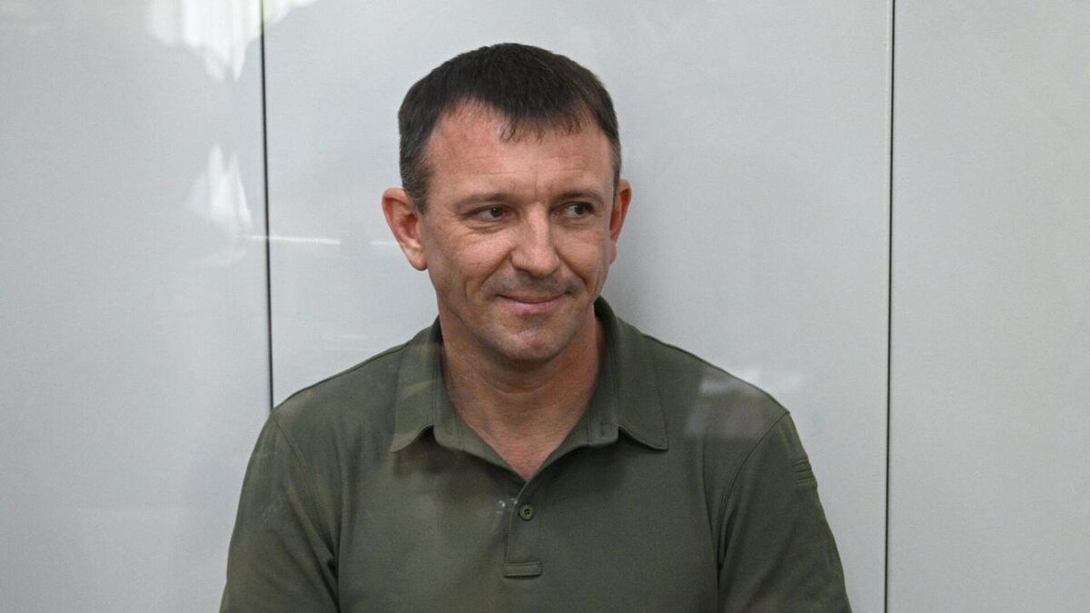 Генерал-майор Иван Попов переведен под домашний арест до 11 октября после третьей апелляционной жалобы следствия. Заседание суда прошло в закрытом режиме.

Попов обвиняется в мошенничестве.