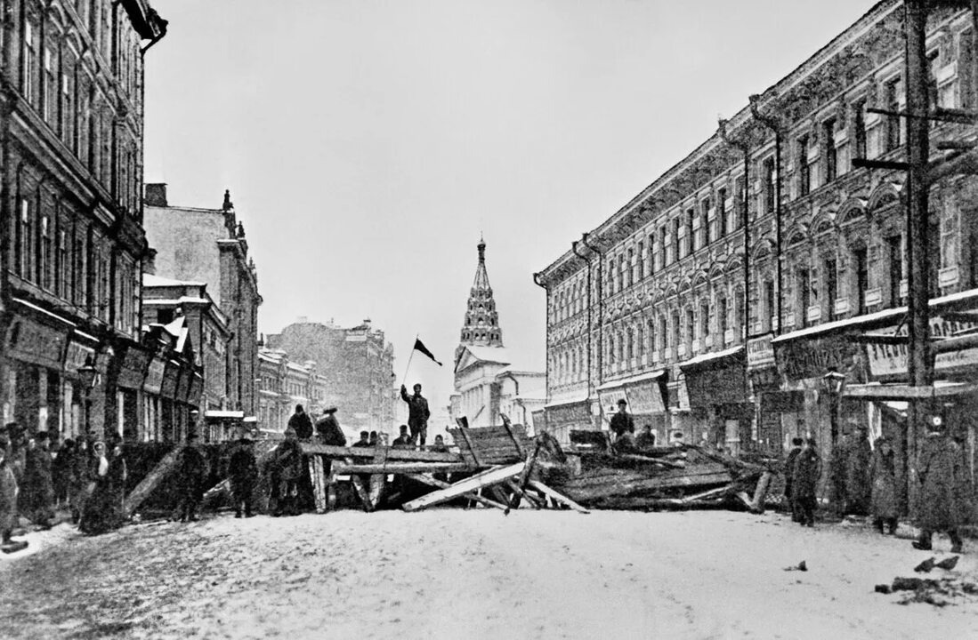 Баррикады в Москве 