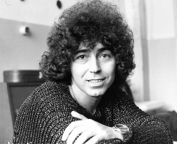 Представитель рыб-быка - Валерий Леонтьев.