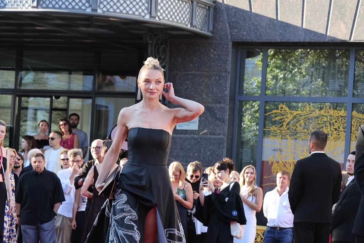    Уроженка Нижнего Новгорода Екатерина Вилкова стала ведущей церемонии открытия