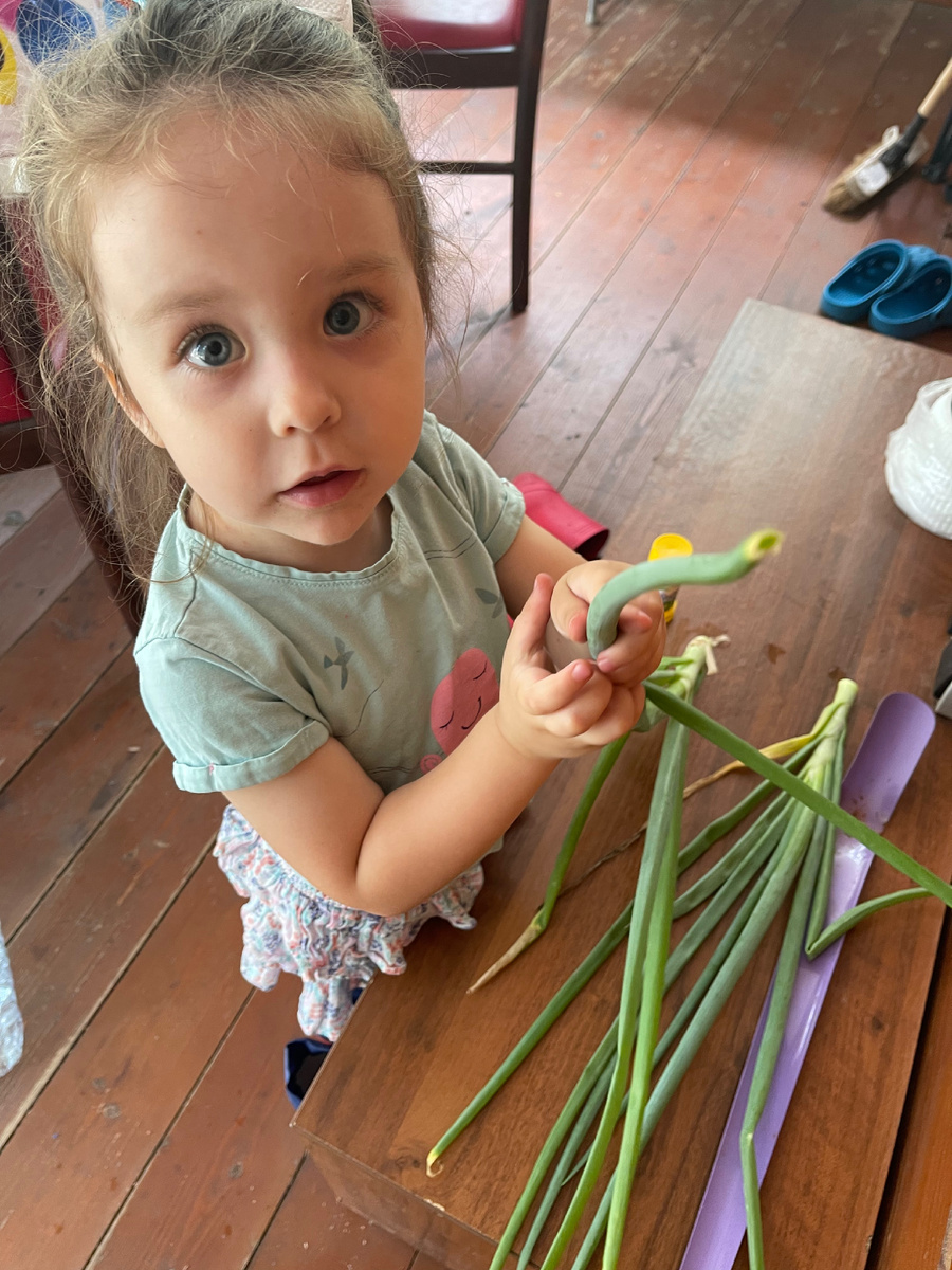 Чуть  тоже есть