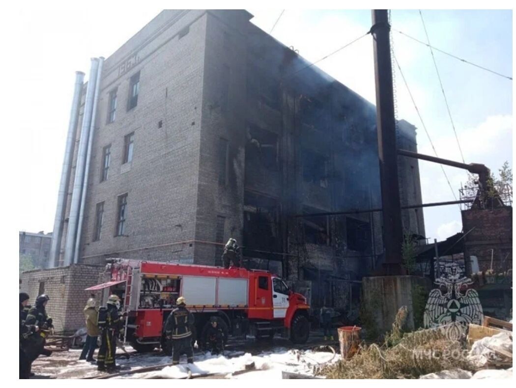     Сгоревший дом. Источник: aif.ru Автор фото: Пресс-служба ГУ МЧС России по Нижегородской области