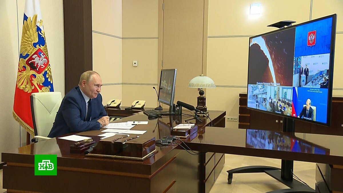    Путин принял участие в запуске трех производственных объектов металлургии в РФ