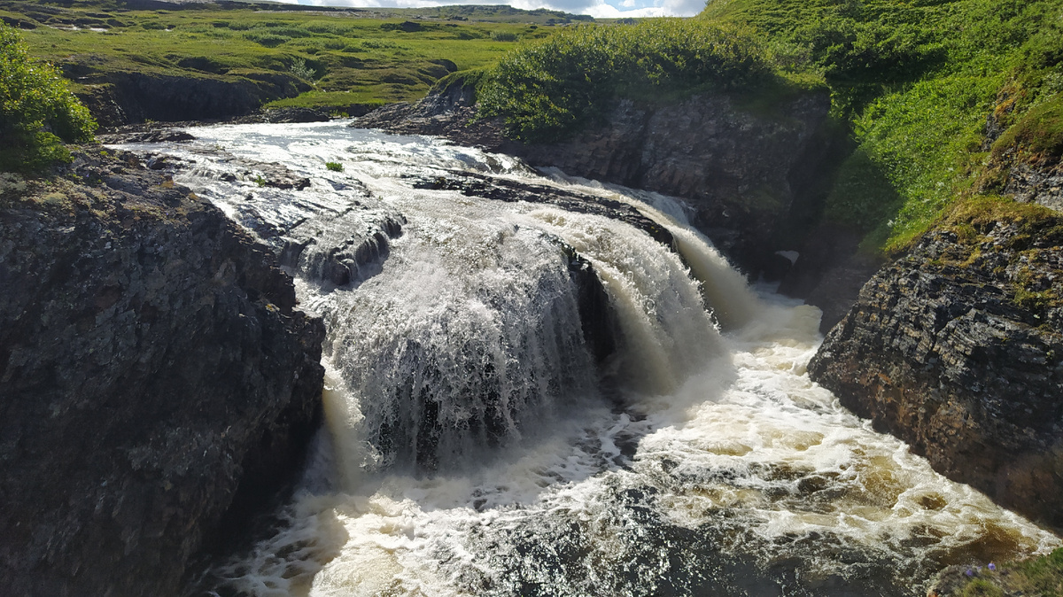 Водопад на Скорбеевке
