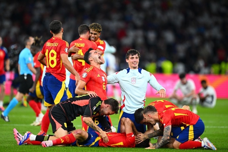 Итак, чемпионат Европы завершился победой Испании. И многие говорят, что это не только триумф «Красной Фурии», но и большой успех для всего футбола в целом. Тут я – полностью согласен.