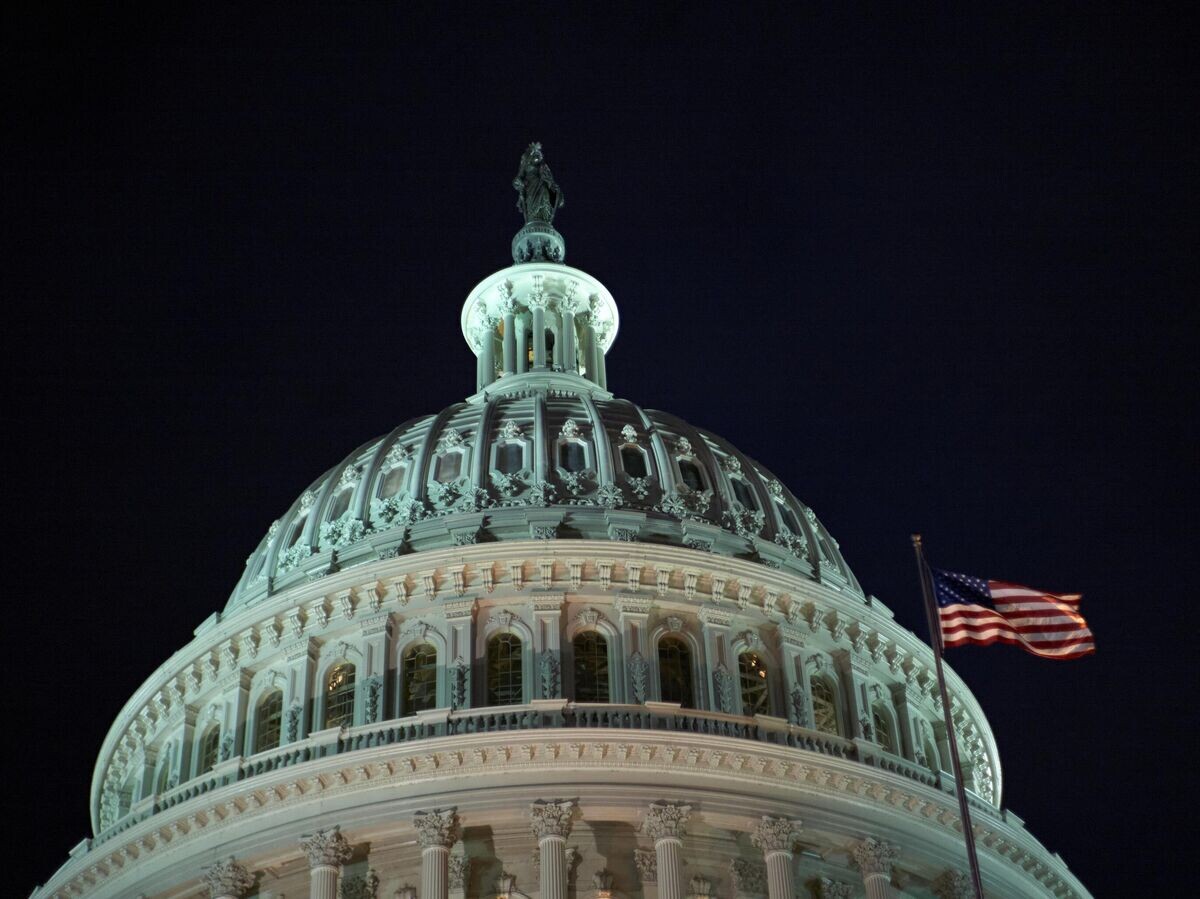    Здание конгресса США в Вашингтоне© AP Photo / Mark Tenally