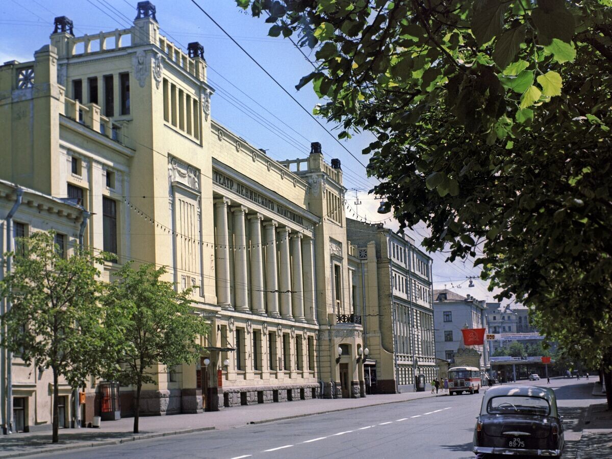    Московский театр имени Ленинского комсомола (Ленком)© РИА Новости / Владимир Вдовин