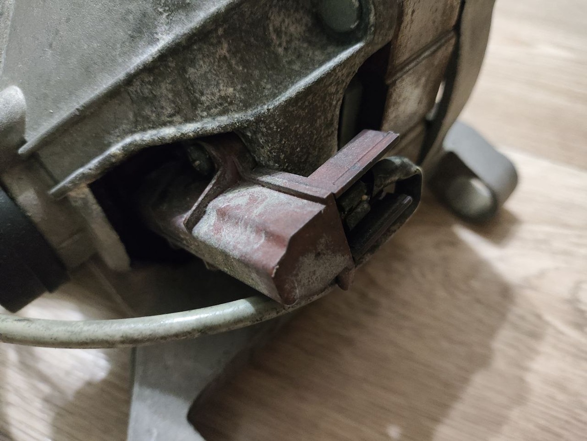 Щетки двигателя