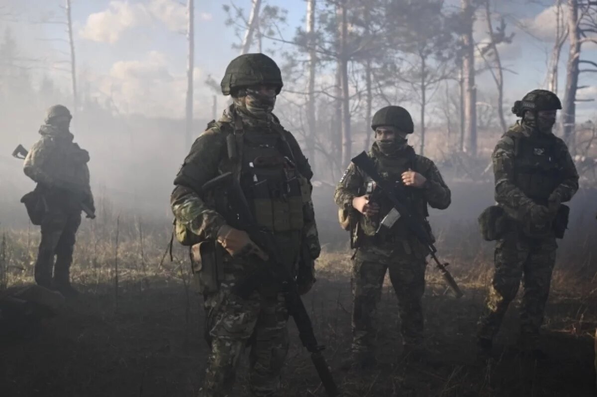    Боец ВС РФ Куваев эвакуировал раненых военных в тыл под огнем противника