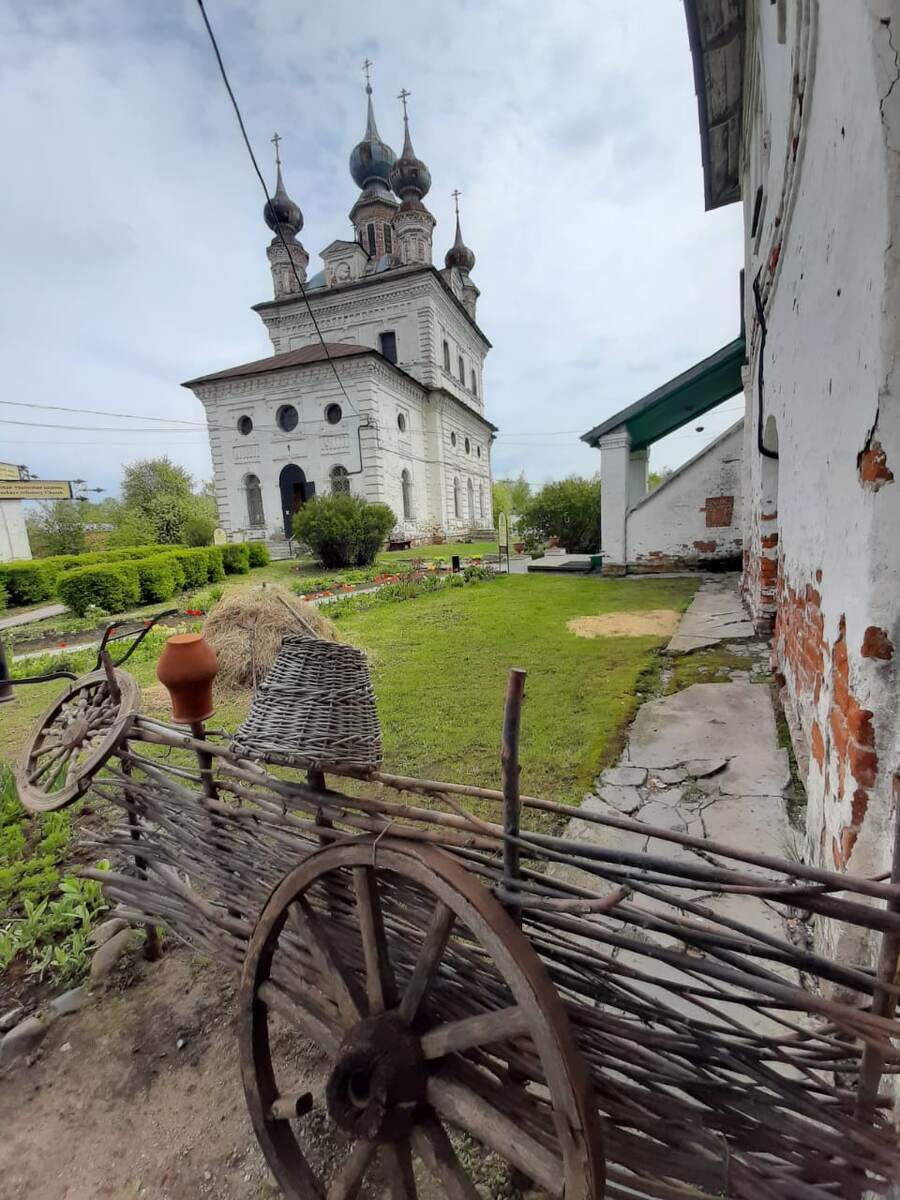 Михайло-Архангельский монастырь