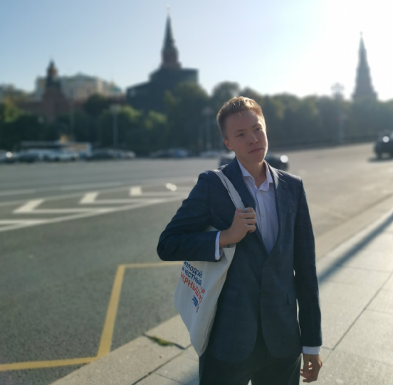 Отправила сына учиться в Москву. Как прошел его первый год вдали от дома.